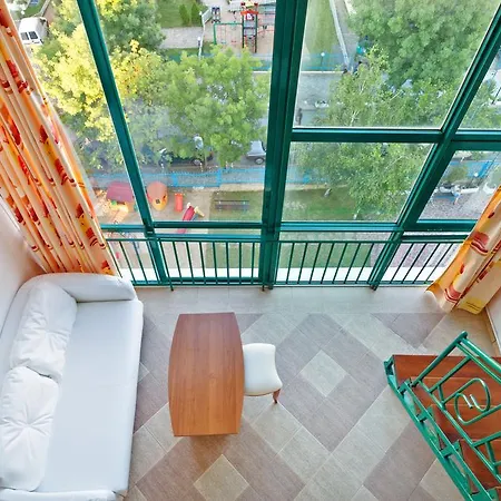 Perla Plaza Hotel