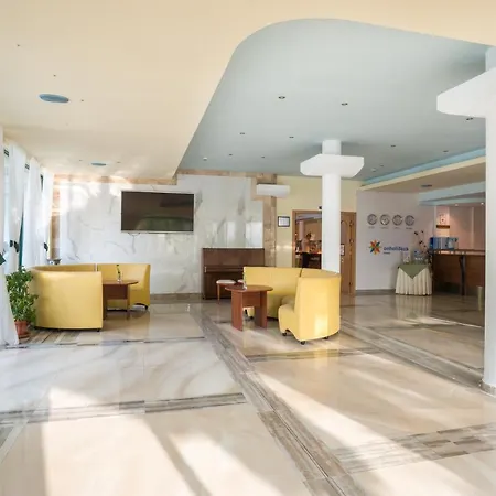 Hotel Perla Plaza