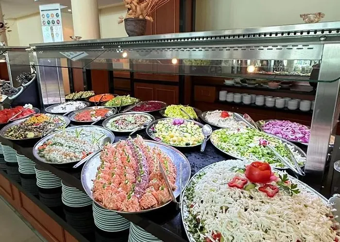 Perla Plaza فندق 3*